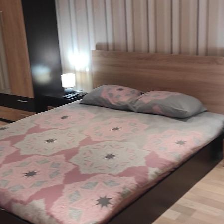 Appartamento Apartament Kostov Sliven Esterno foto